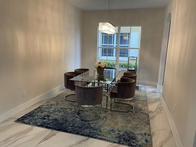 Building Photo - 8500 S Miralago Way