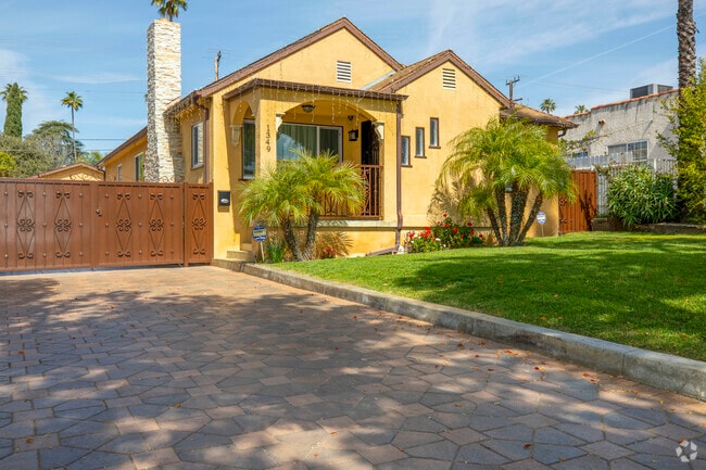 Building Photo - 1349 Winchester Ave