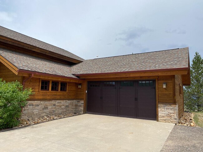 Foto del edificio - 97 Timberline Dr