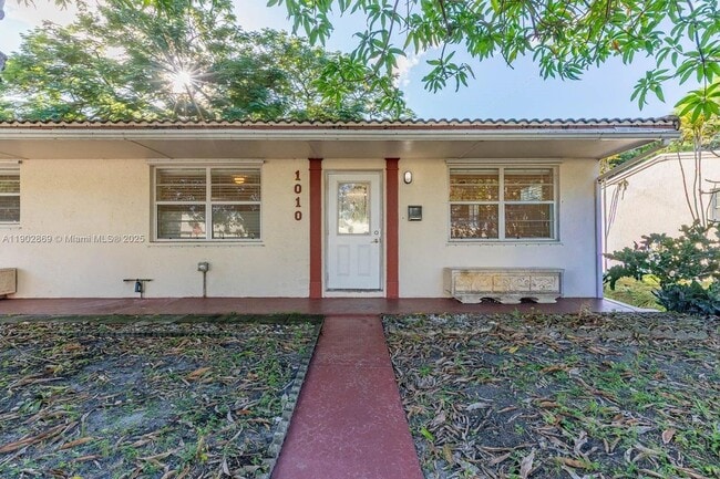 Photo - 1010 N 69th Way House