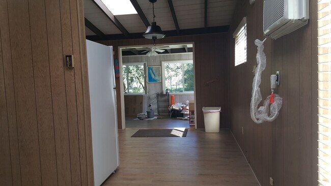 Foto del edificio - Modular Home on Large Lot in Valley Center...