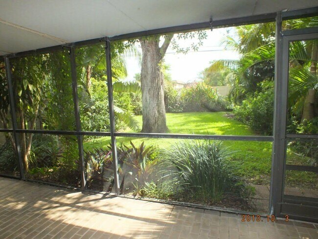 Foto del edificio - 456 Deer Creek Wildwood Ln E