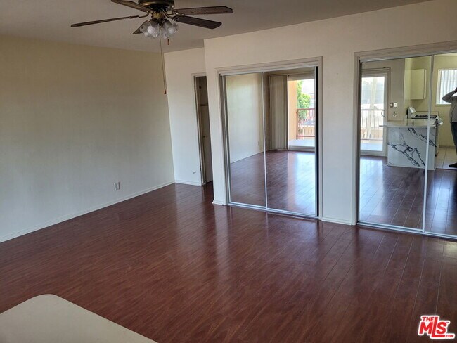 Foto del edificio - 1001 Hammond St