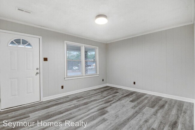 Building Photo - 3 br, 1 bath House - 178 Best Avenue