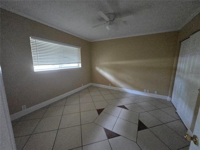 Building Photo - 1630 Summerdale Dr