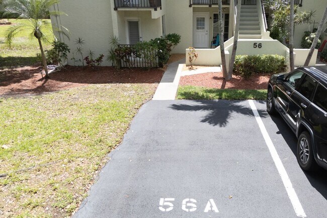Foto del edificio - 7400 College Pkwy