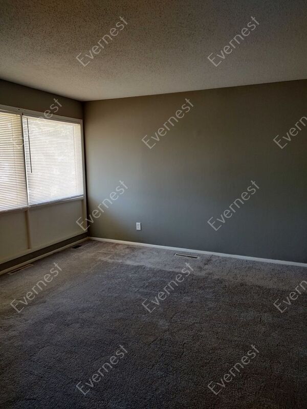 Foto del edificio - 7401 E 49th St