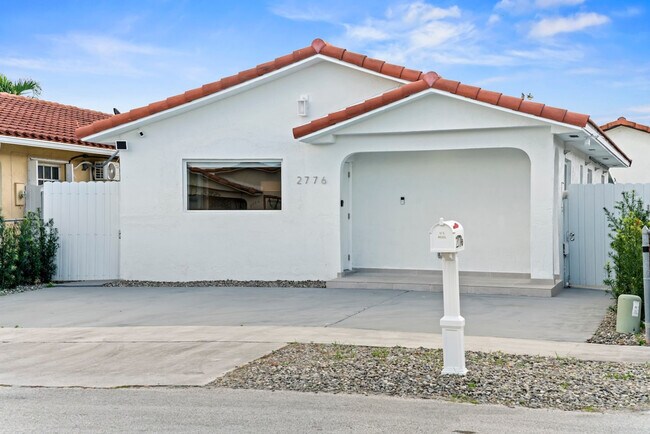 Foto del edificio - 2776 W 71st Pl