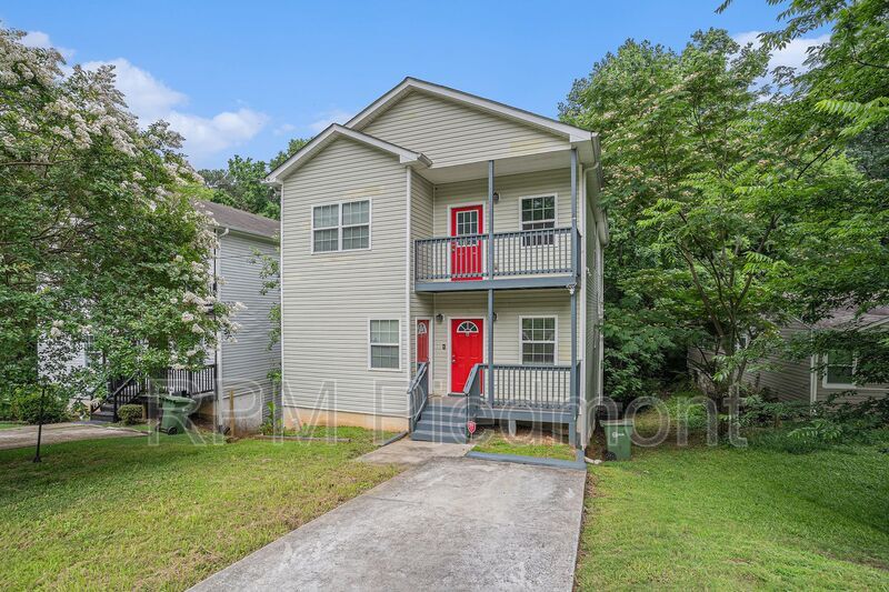 Primary Photo - 2829 3rd Ave SW