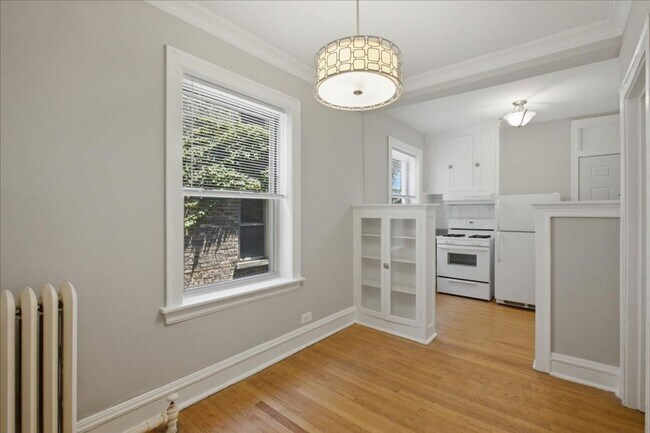 Foto del edificio - 1725 W Thorndale Ave