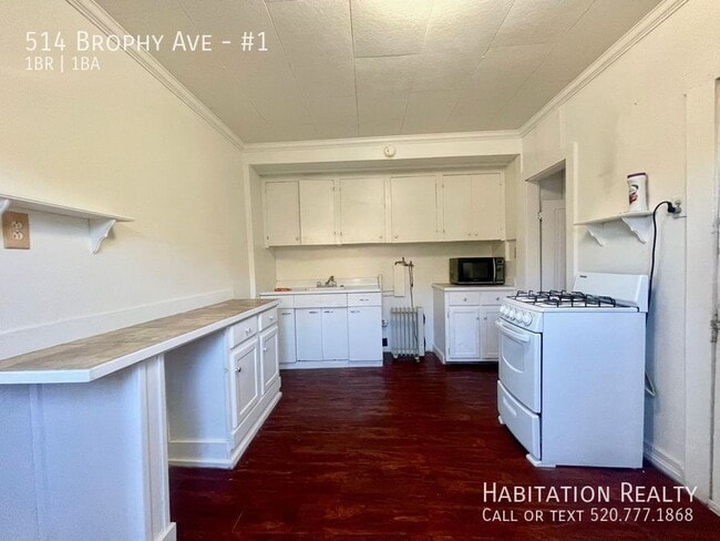 Building Photo - 514 Brophy Ave