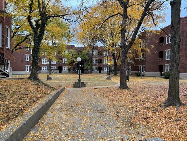 Building Photo - Station House Apartments