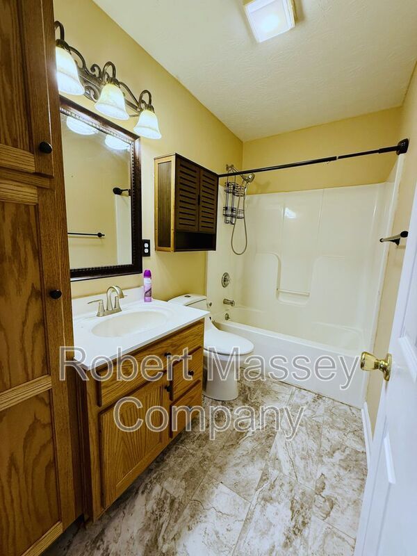 Foto del edificio - 137 Stone Creek Ct