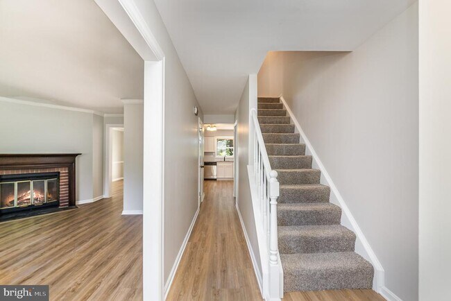 Foto del edificio - 825 Chesney Ln