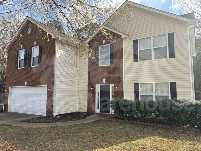 Building Photo - Executive Home in Loganville Cul-De-Sac