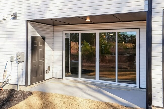 Foto del edificio - New Construction Modern Home!