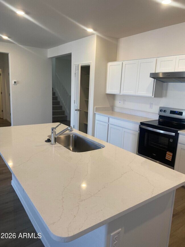 Foto del edificio - 17182 W Oberlin Way