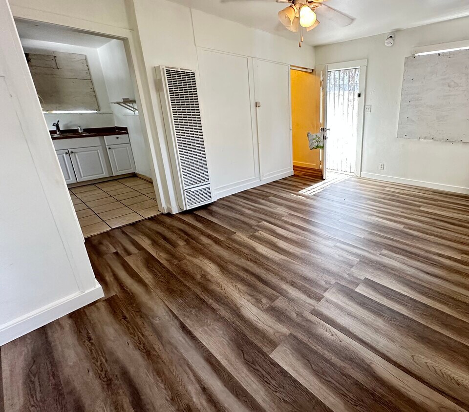 Foto principal - 910 N Herbert Ave