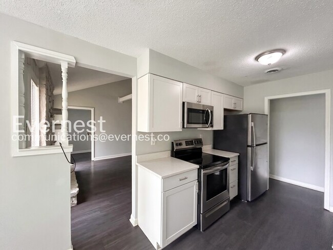 Building Photo - 7127 Markim Dr