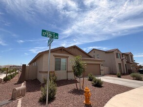 Building Photo - 3463 S 175th Dr
