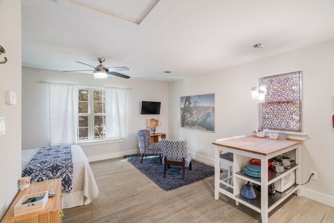 Foto del edificio - 12749 Johnson Ln