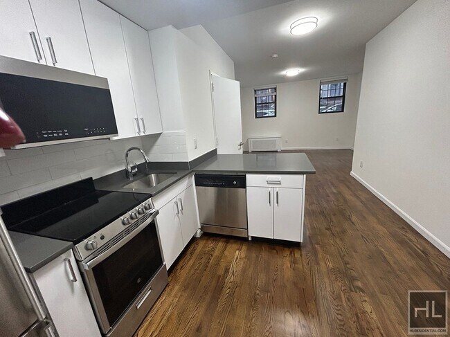 Building Photo - West 73rd Street
