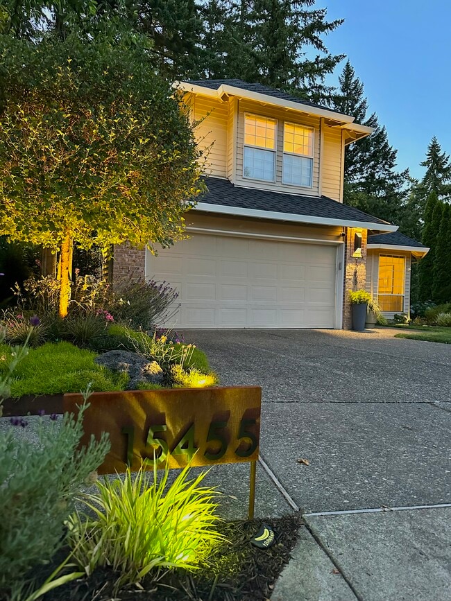 Building Photo - 15455 SW Gleneden Dr