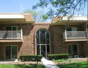 Building Photo - 2407 N Kennicott Dr