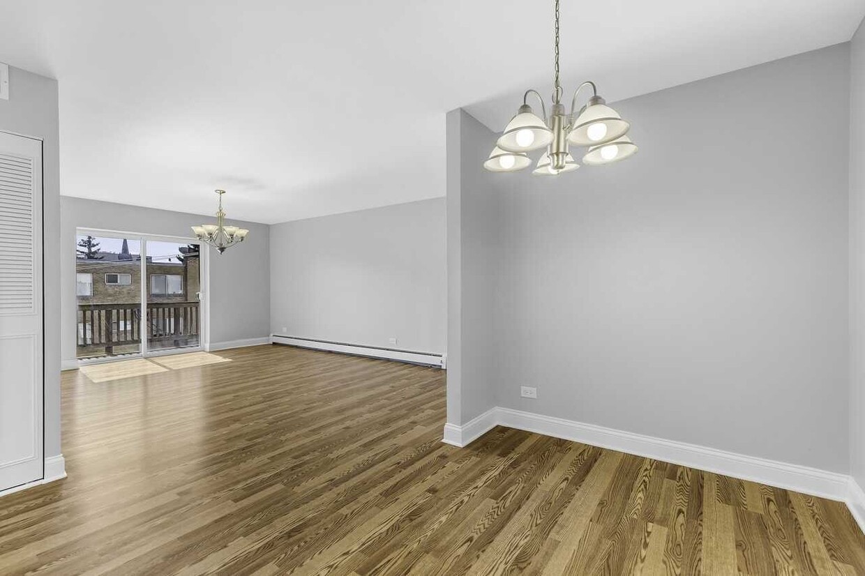 Building Photo - 8232 Niles Center Rd