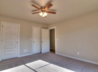 Building Photo - 2901 Rosewood Ln