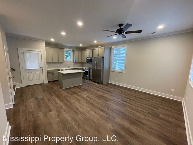 Building Photo - 2 br, 2 bath House - 1212 Ivy Road