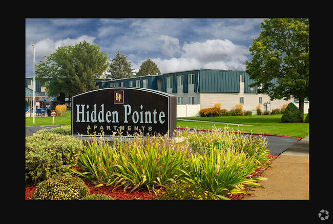 Building Photo - Hidden Pointe