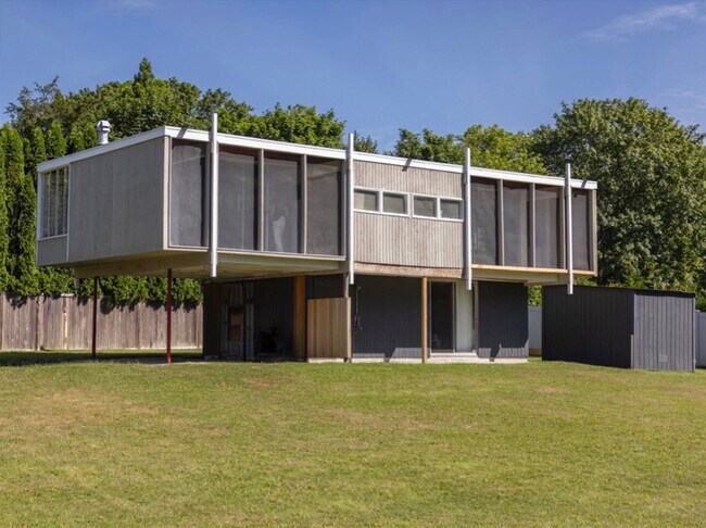 Foto del edificio - 49 Huntington Ln