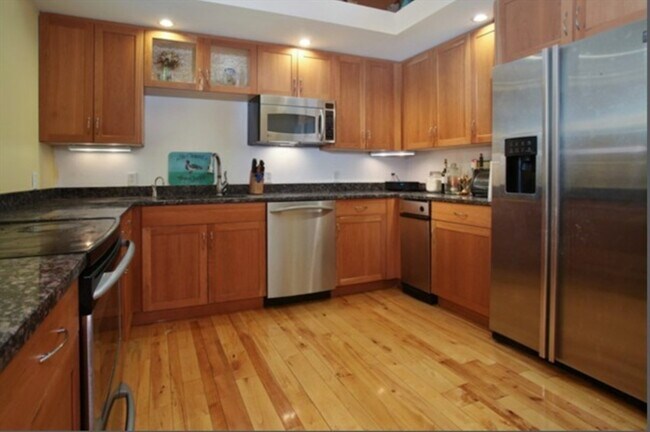 Foto del edificio - 111 Beach St