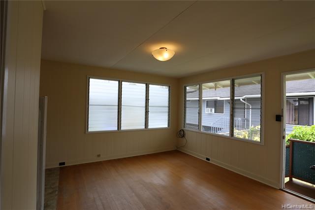Building Photo - 147 Circle Dr