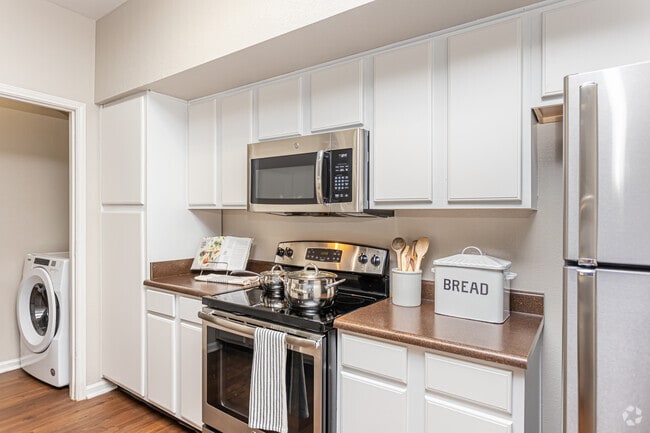 4BR, 4BA - 1,420SF - The Chelsea