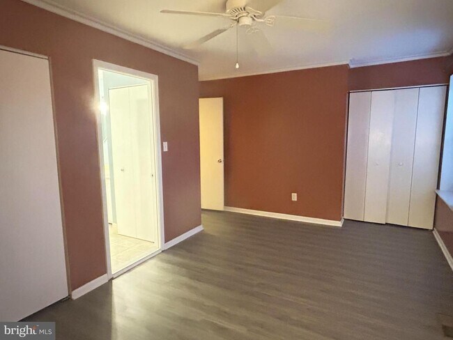 Foto del edificio - 404 Snowflake Cir