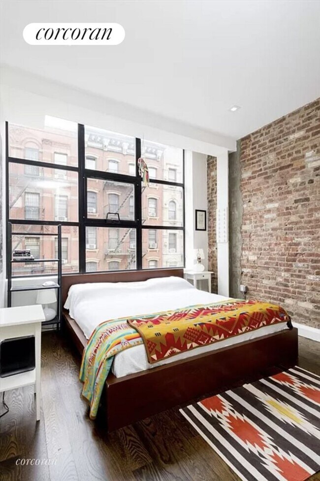 Foto del edificio - 88 Clinton St