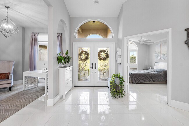 Building Photo - 20376 Hacienda Ct