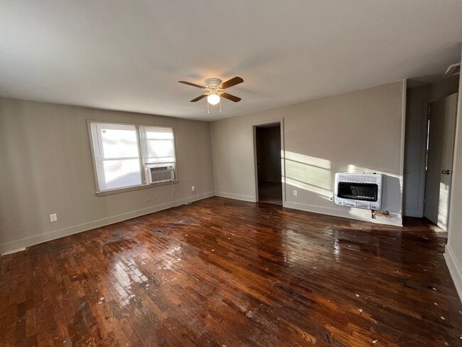 Building Photo - Precious Two Bedroom, One Bathroom Home - ...