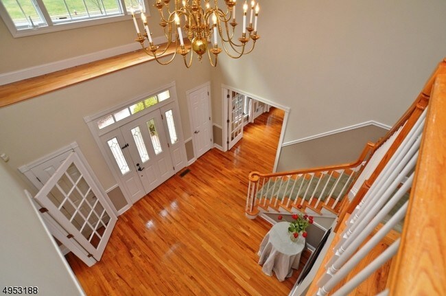 Foto del edificio - 46 Coddington Ct