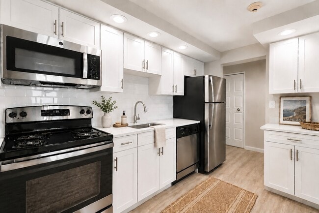 Building Photo - Ocean Point Apartments