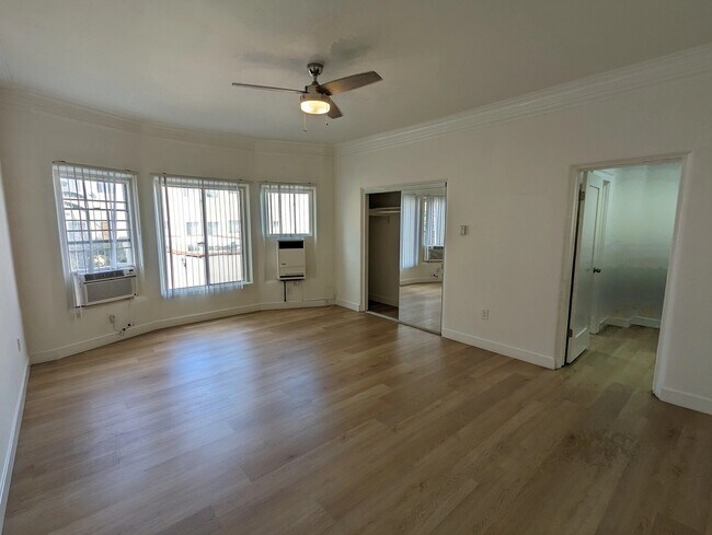 Building Photo - 2801 San Marino St