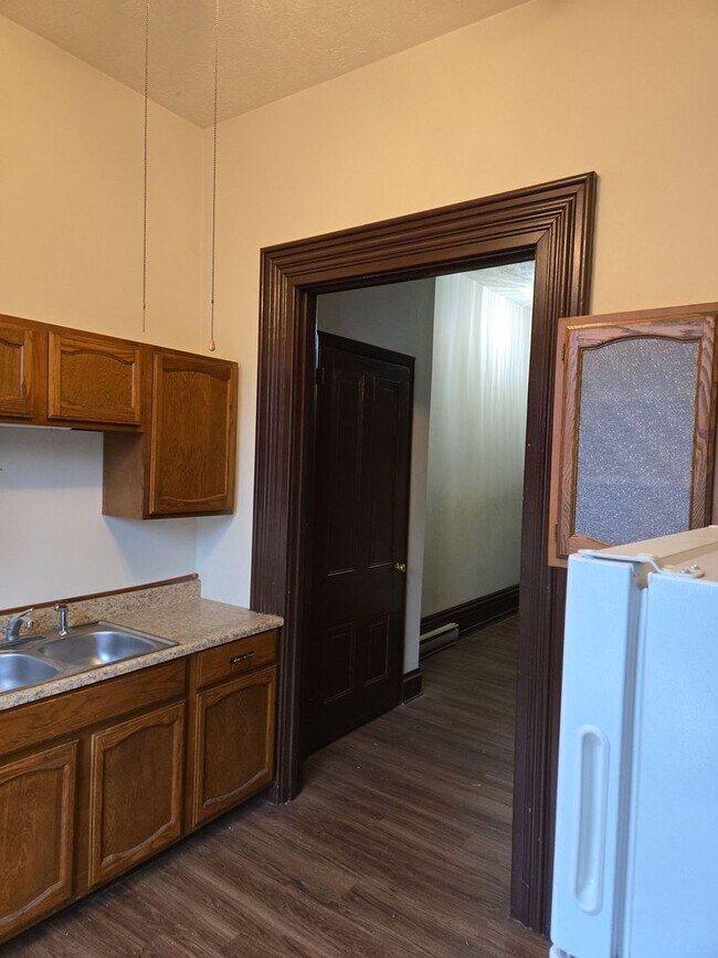 Foto del edificio - SOLD 5/15/26-127 Lincoln Way W