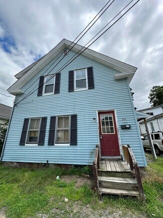 Building Photo - 28 Chestnut St