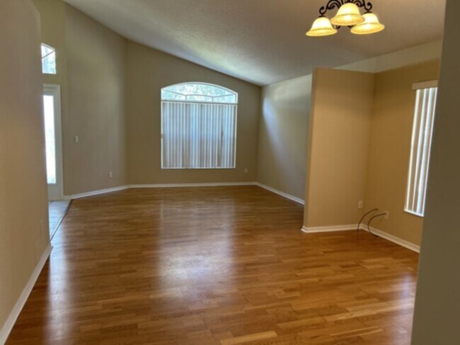 Foto del edificio - 4/2 Pool Home for Rent $2,600/month, Pool ...