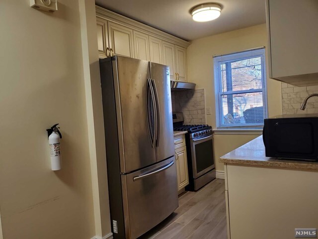 Foto del edificio - 1263A Inwood Terrace
