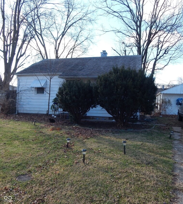 Primary Photo - 2222 Groff Ave