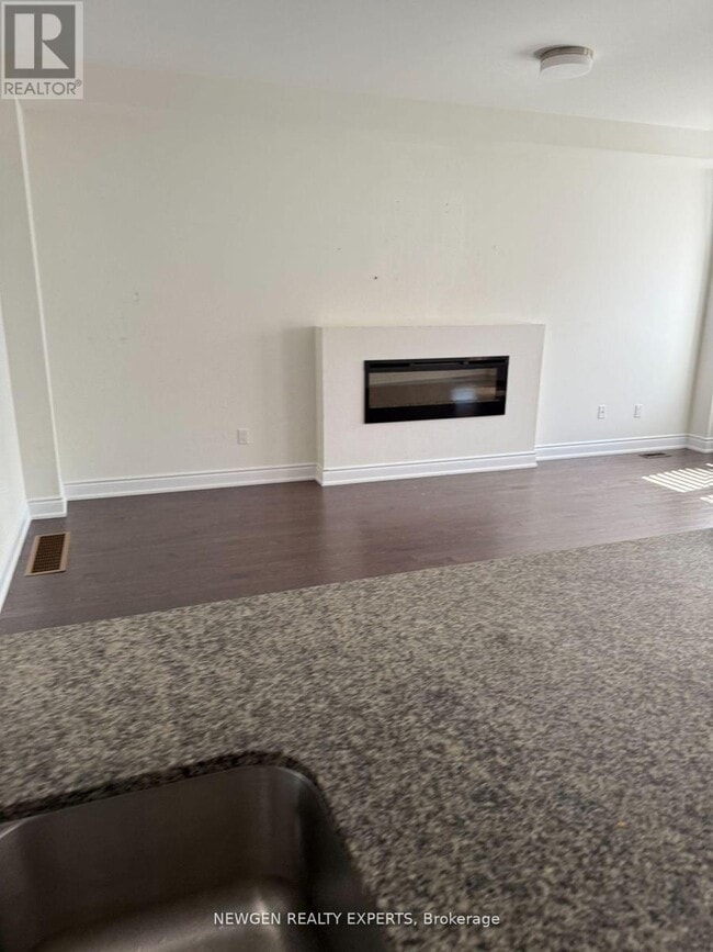 Building Photo - 2126 Wilson St