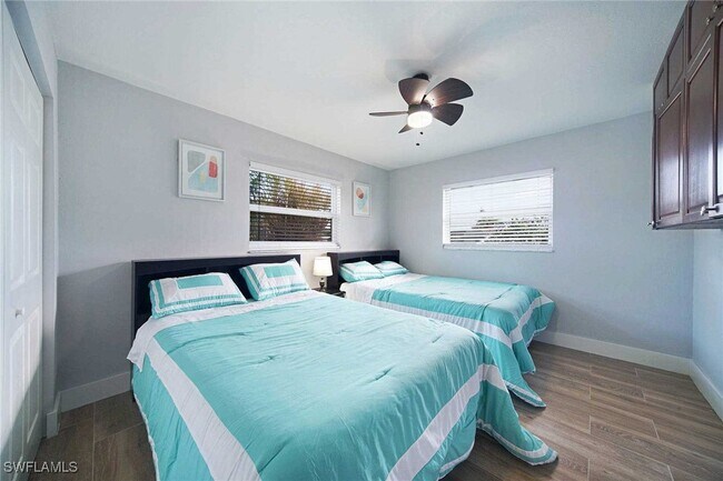Foto del edificio - 2633 SE 19th Pl